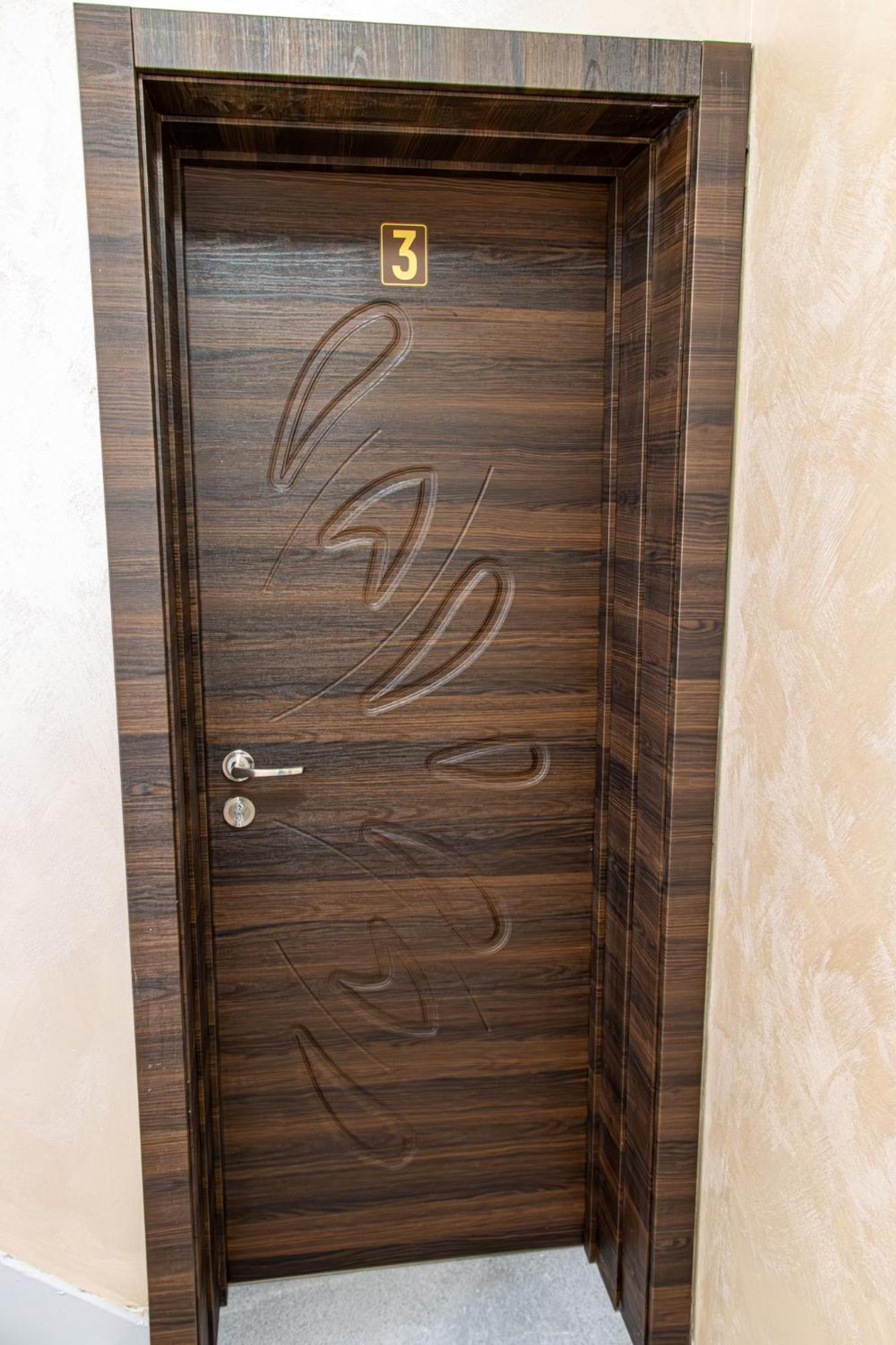Hotel Navial 1 Gabrowo Zewnętrze zdjęcie
