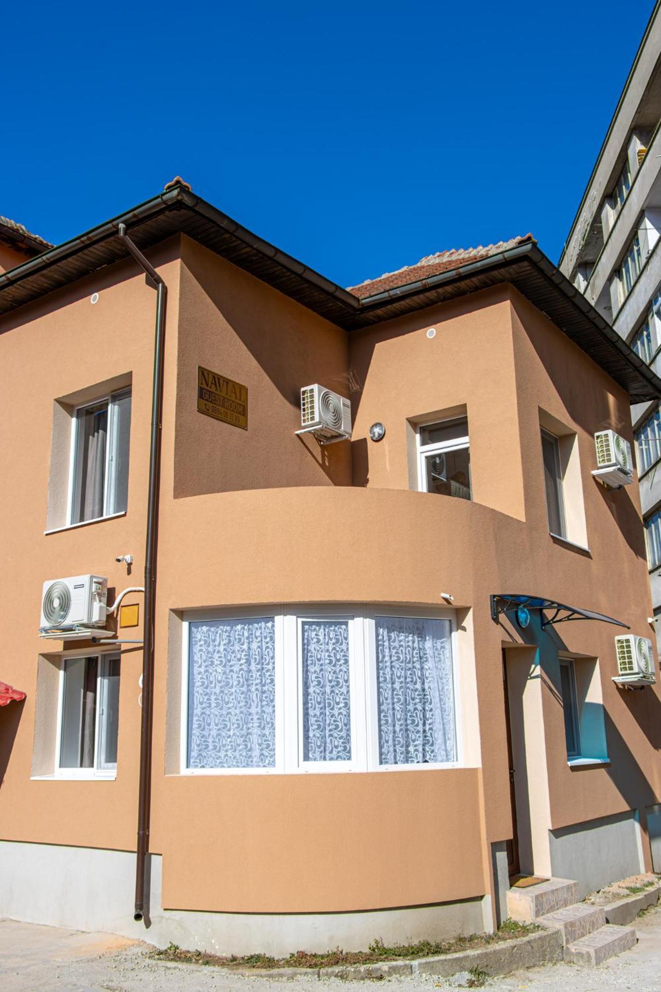 Hotel Navial 1 Gabrowo Zewnętrze zdjęcie